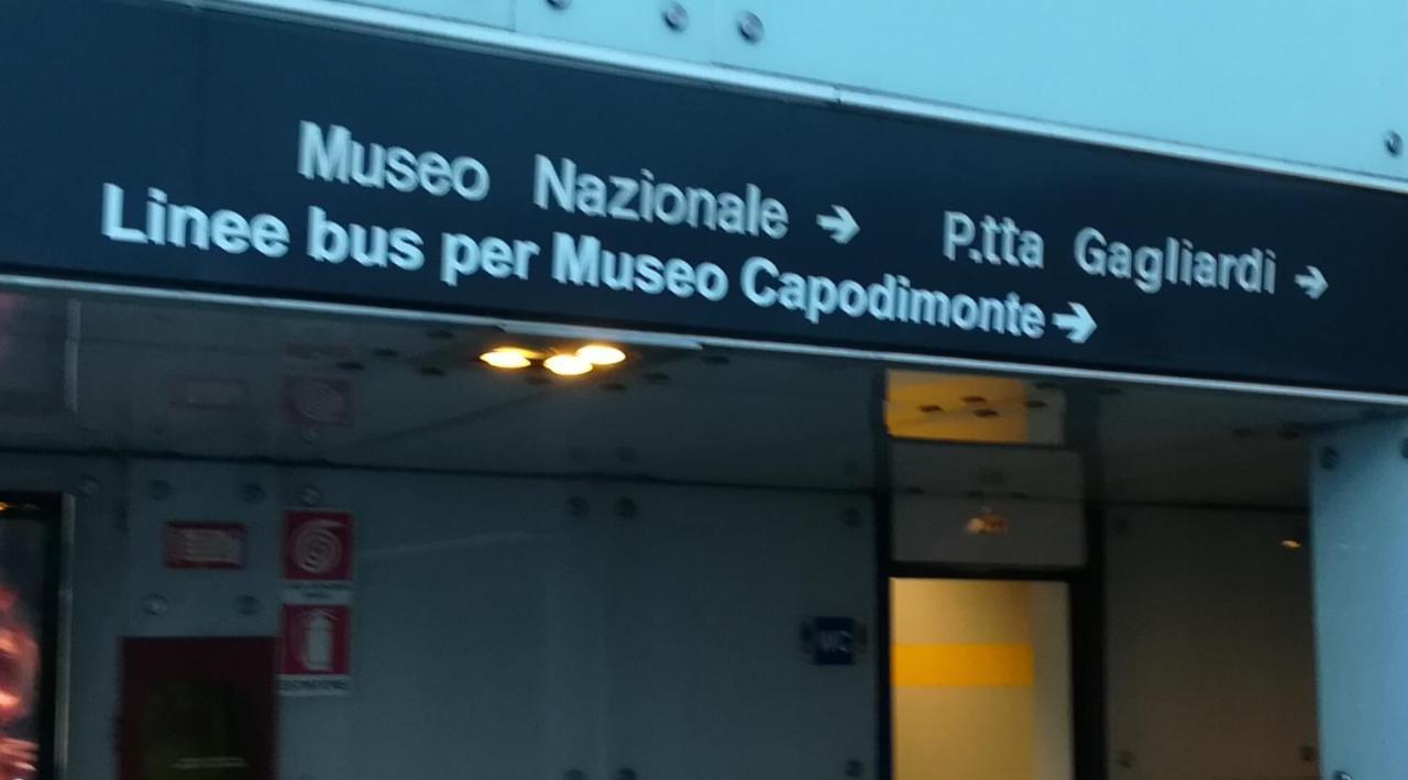 Le Stanze Di Mimi Bed and Breakfast Napoli Eksteriør billede