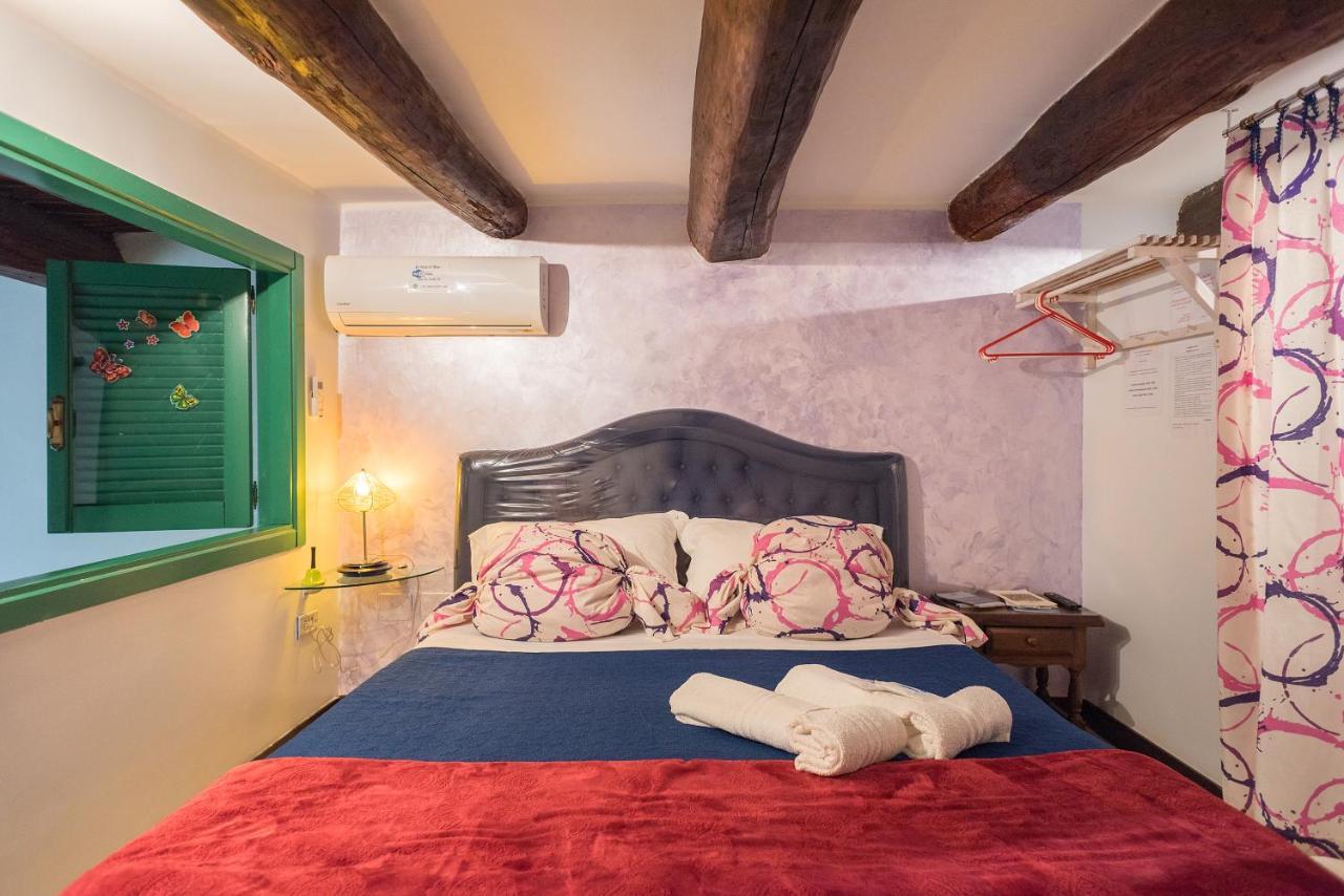 Le Stanze Di Mimi Bed and Breakfast Napoli Eksteriør billede